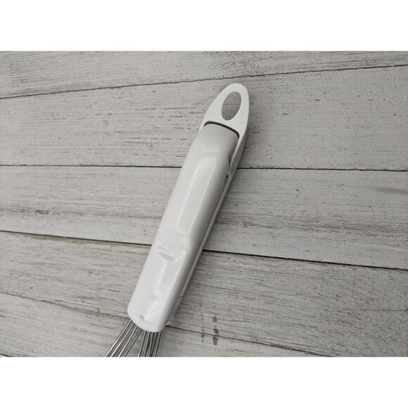 White Whisk Locking Handle Tongs 11 1/2"  Kitchen Utensil Spatula - Picture 7 of 8